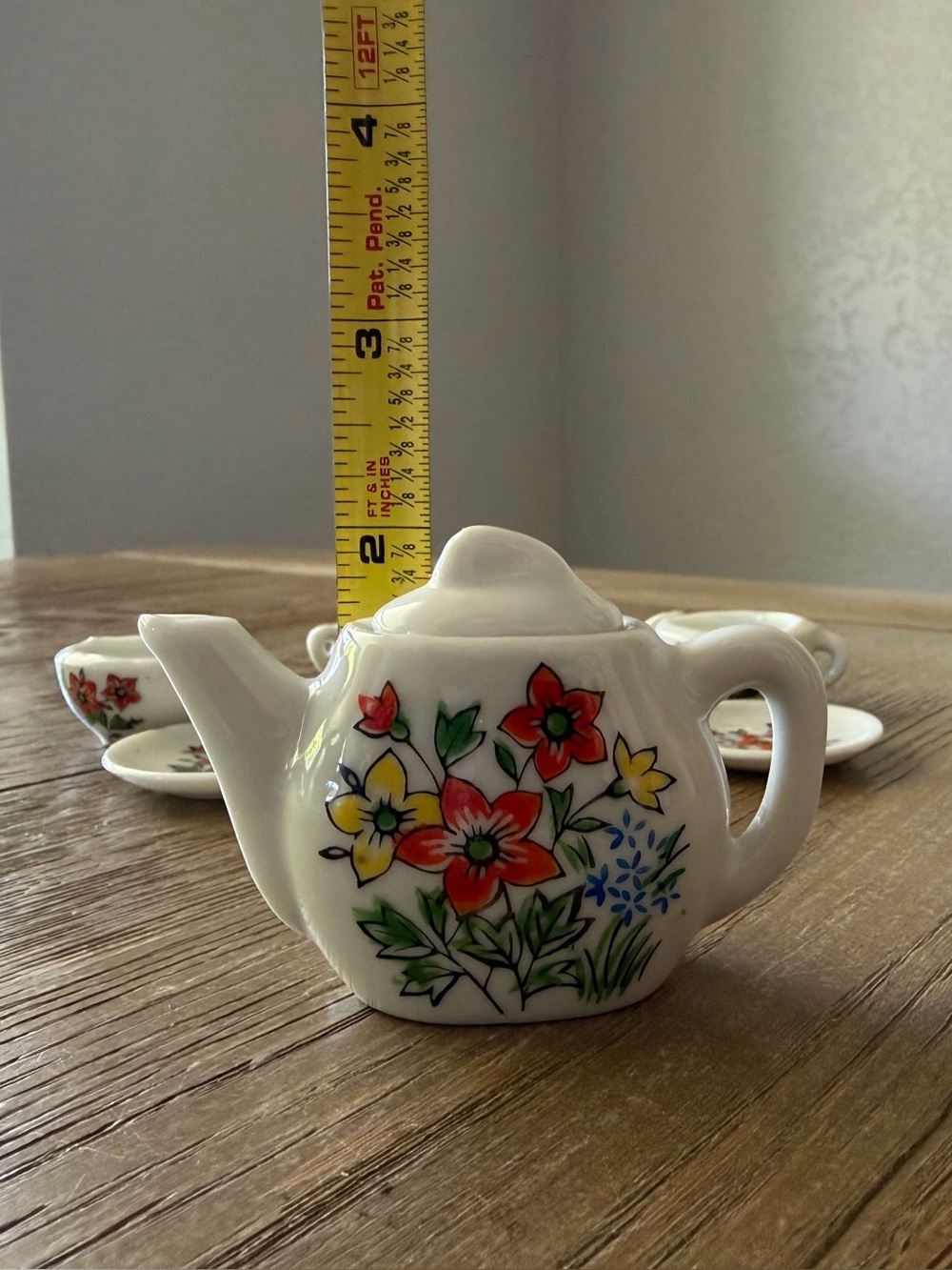 Vintage Miniature Porcelain Tea Set Made in Japan, Floral Pattern, 12 piece, EUC - Picture 5 of 14